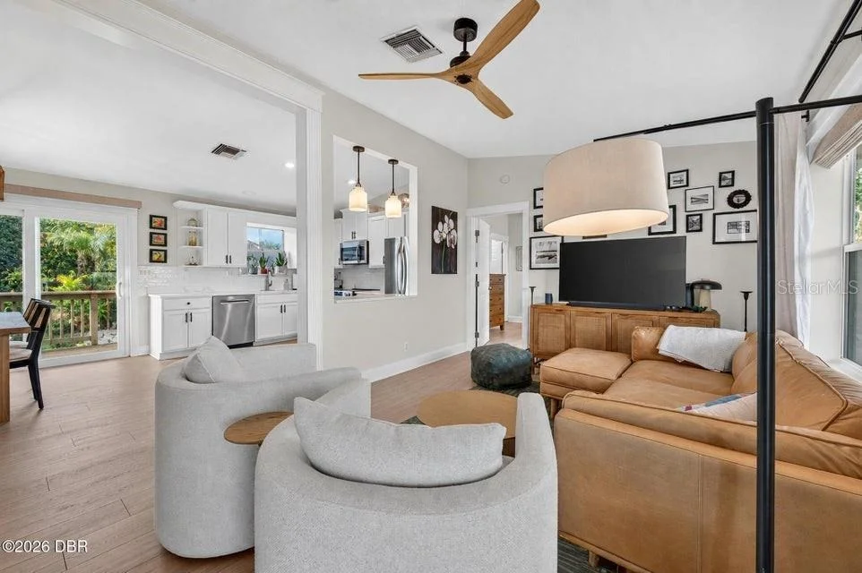 Photo of 124 AVALON DRIVE