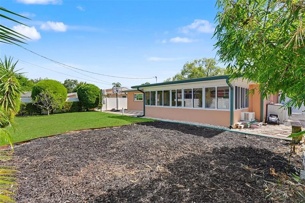 Photo of 2061 FAIR OAK DRIVE