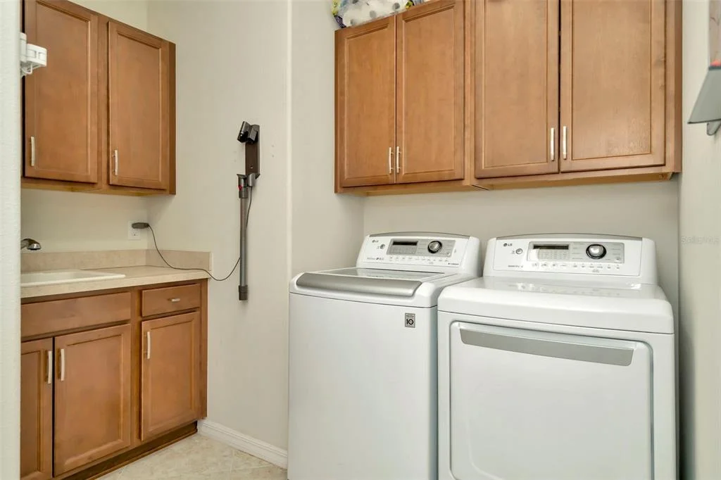 Photo of 16340 TREASURE POINT DRIVE