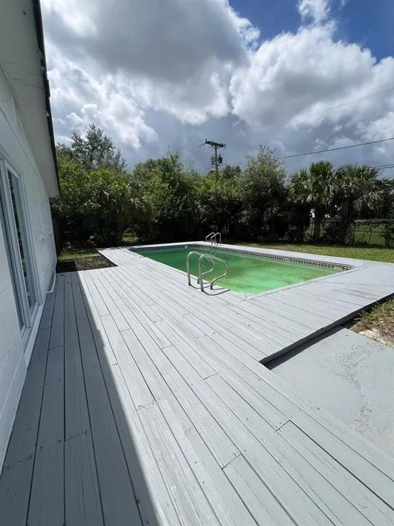 Photo of 1221 CYPRESS LANE
