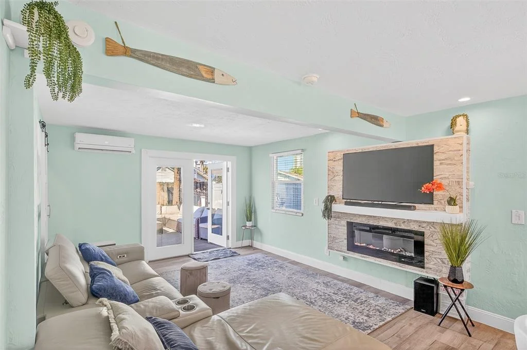 Photo of 7 RIVER DRIVE
