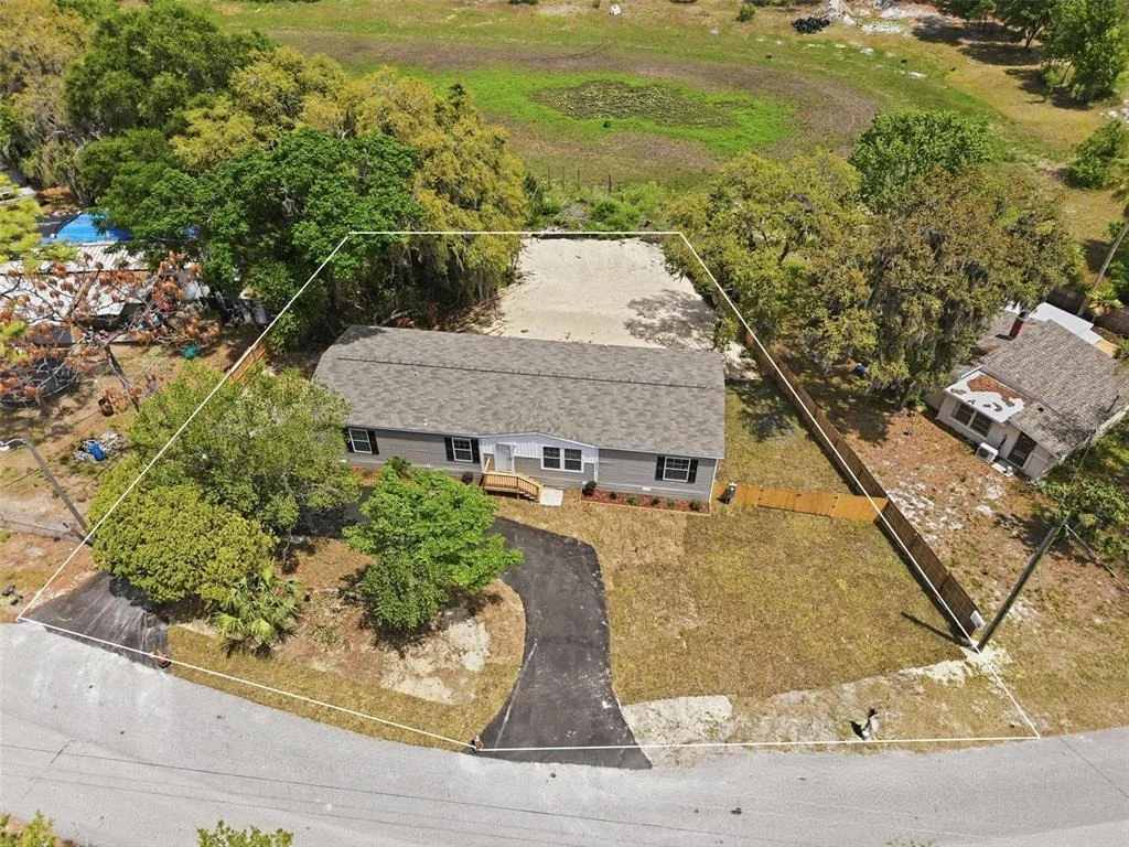 Photo of 9533 ROUND LAKE DRIVE
