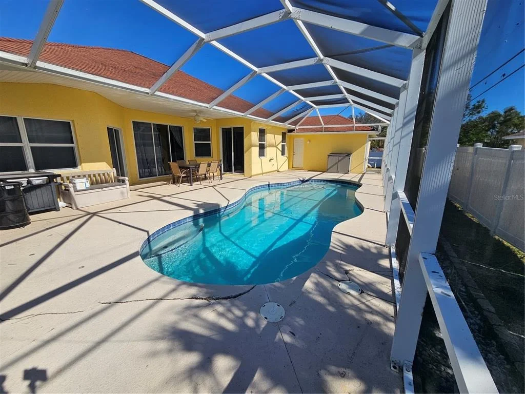 Photo of 779 NECTAR ROAD