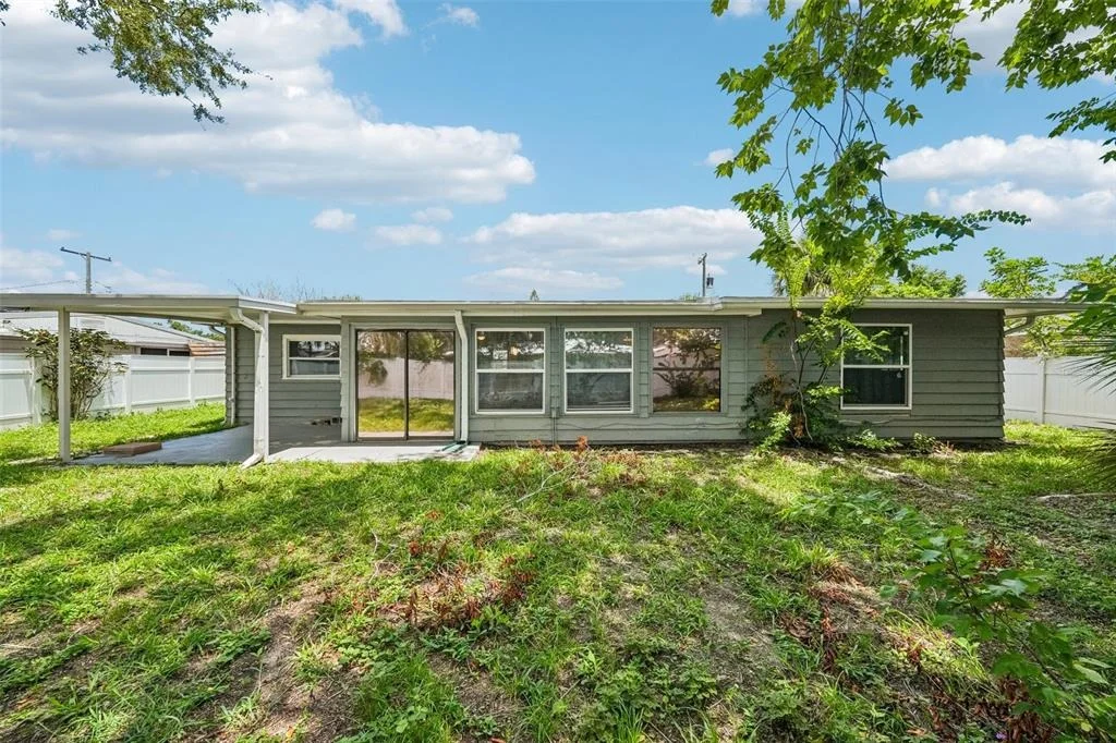 Photo of 520 FAIRFAX LANE
