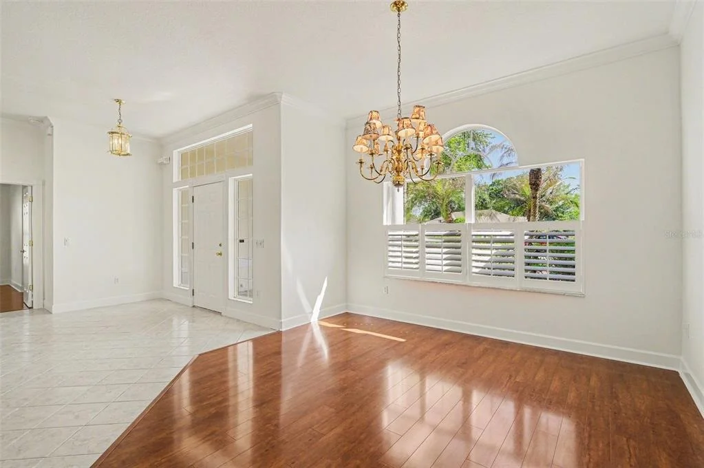 Photo of 8 FOX CLIFF WAY