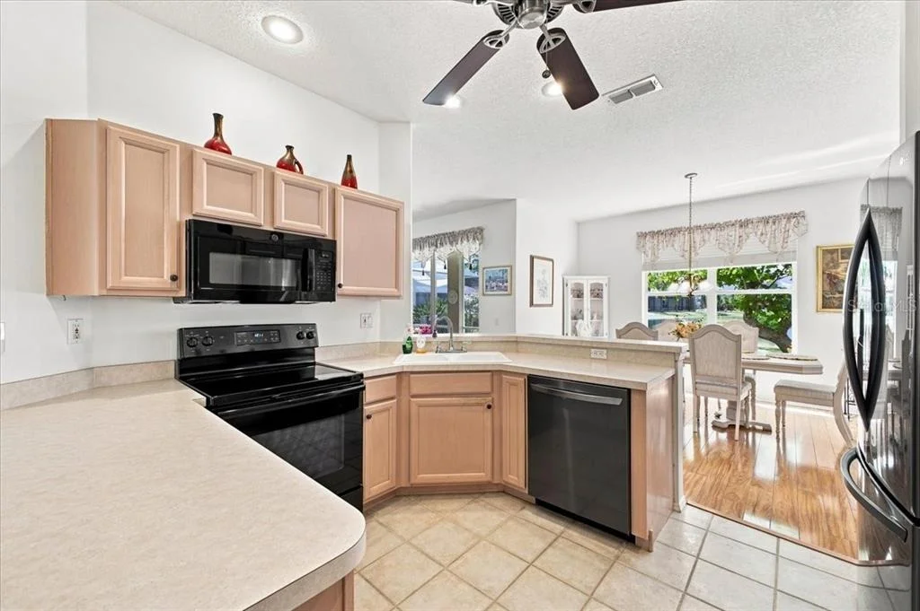 Photo of 4002 2ND DR NE