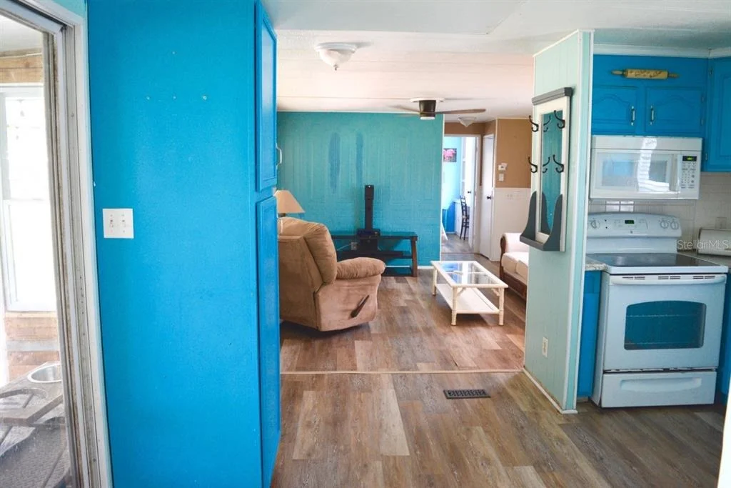 Photo of 15266 CIRCLE DRIVE