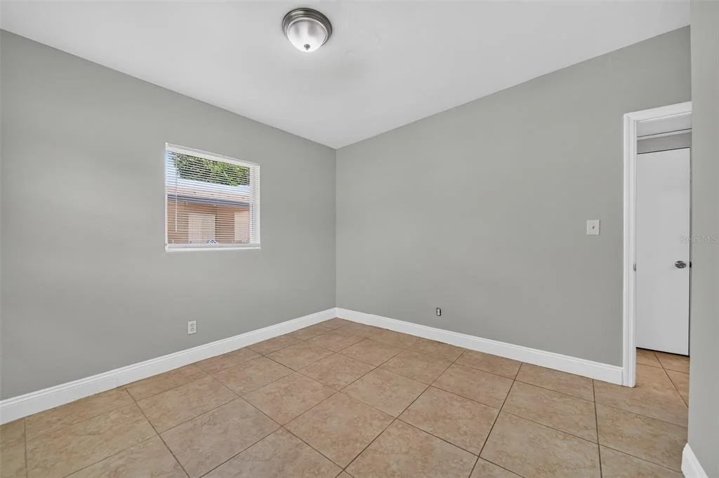 Photo of 4001 MONARCH DRIVE