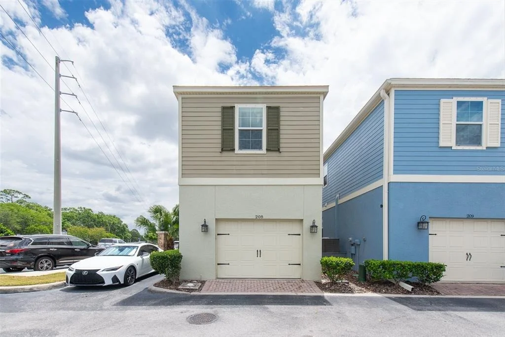 Photo of 208 CUTLASS WAY