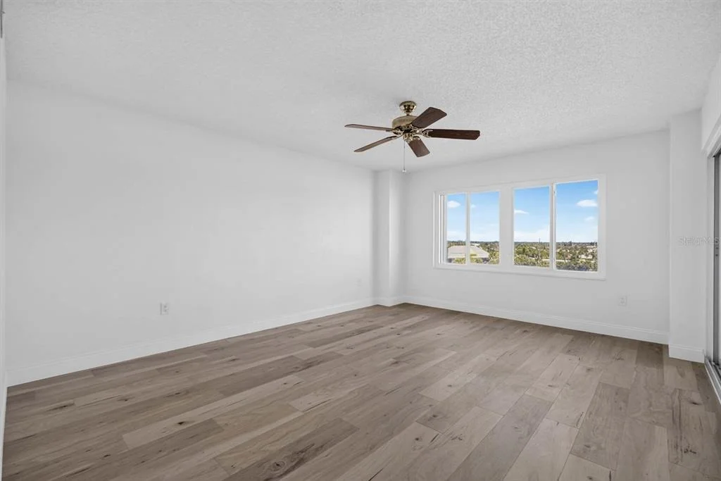 Photo of Unit 4E at 1513 OCEAN SHORE BOULEVARD