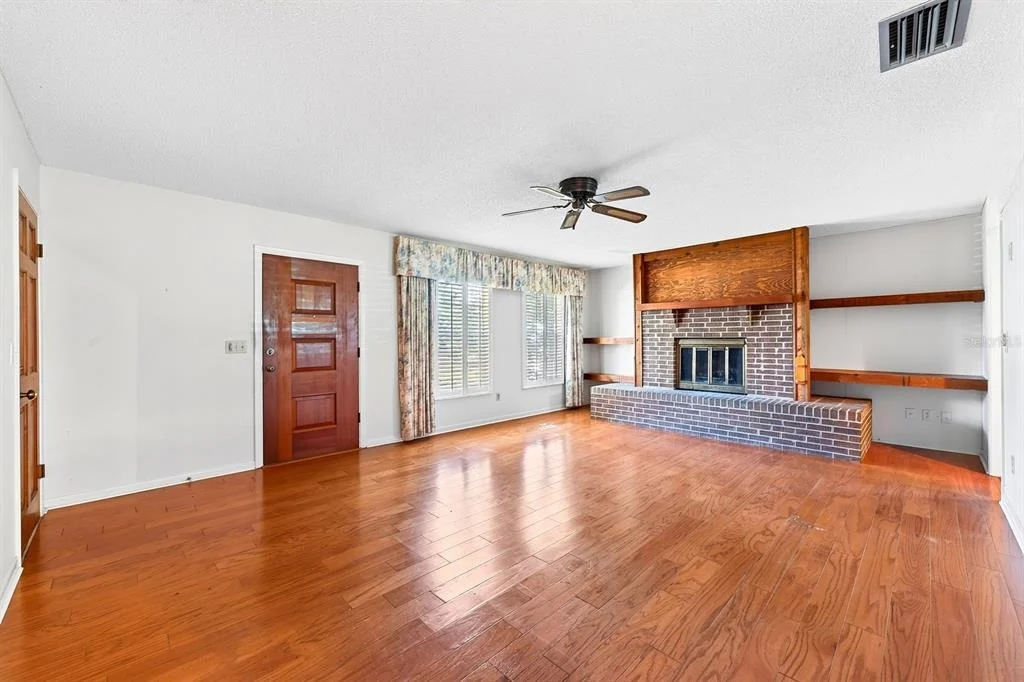 Photo of 308 DUBS DRIVE