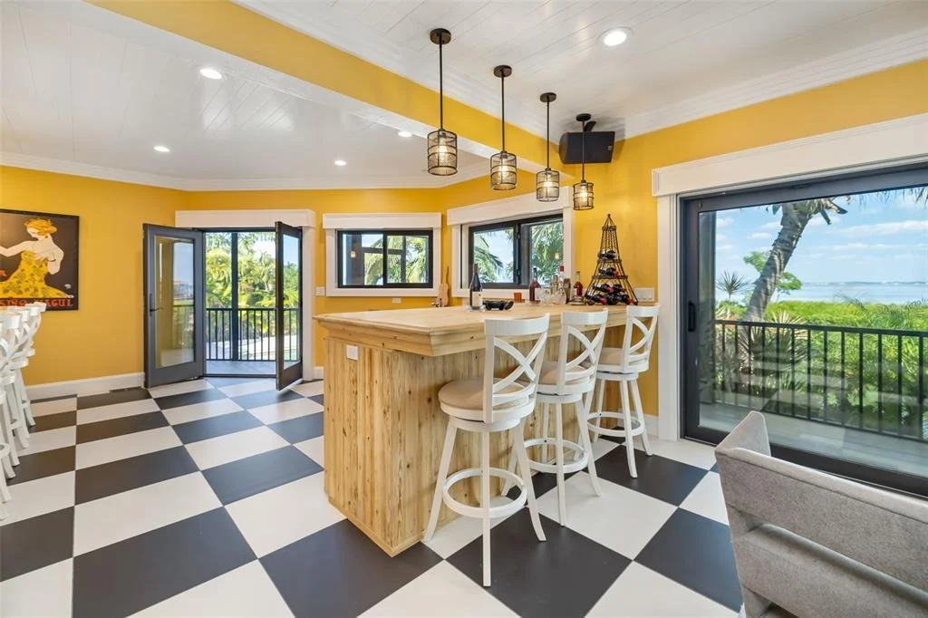 Photo of 560 HARBOR COVE CIRCLE