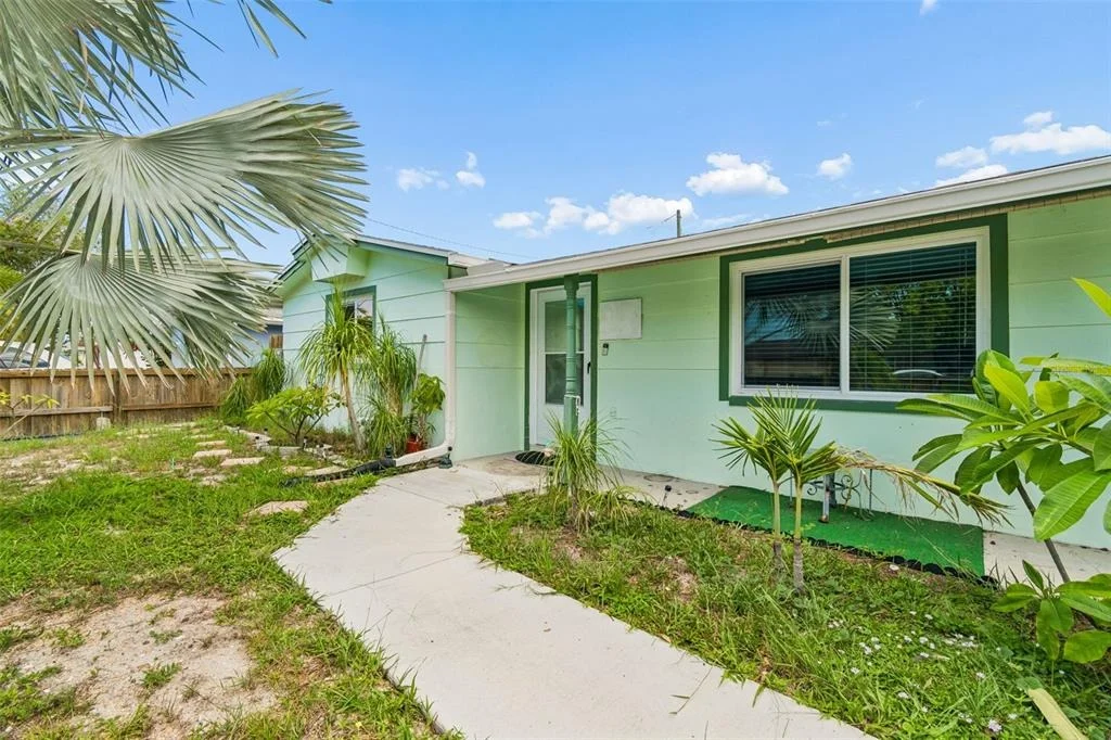 Photo of 1056 TAMARAC DRIVE