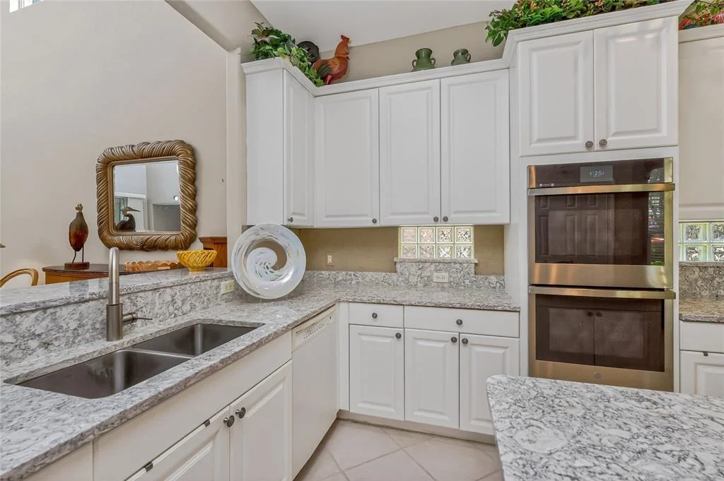 Photo of 3337 SUNSET KEY CIRCLE