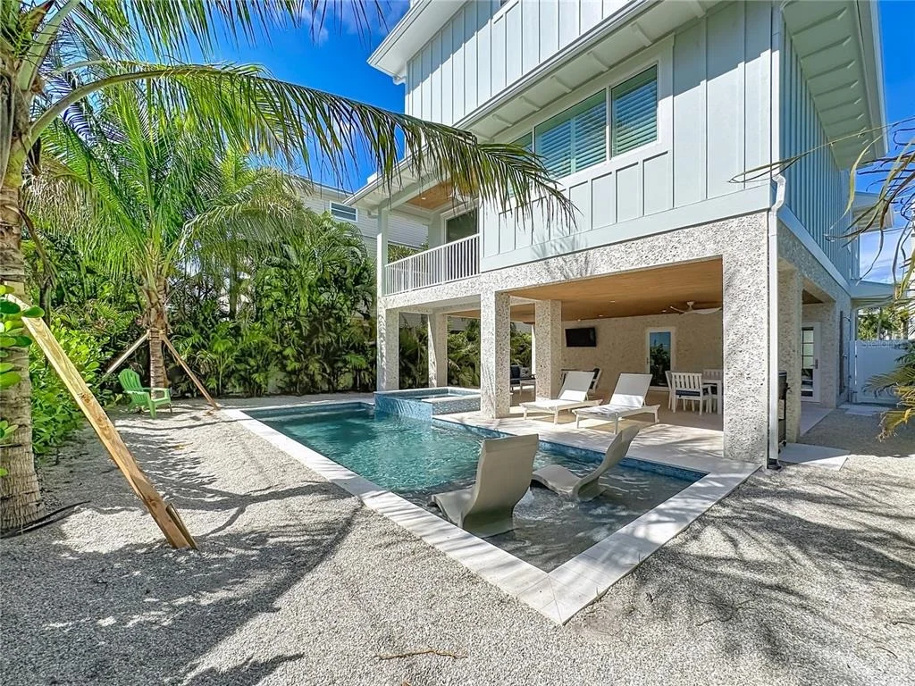 Photo of 2918 GULF DRIVE