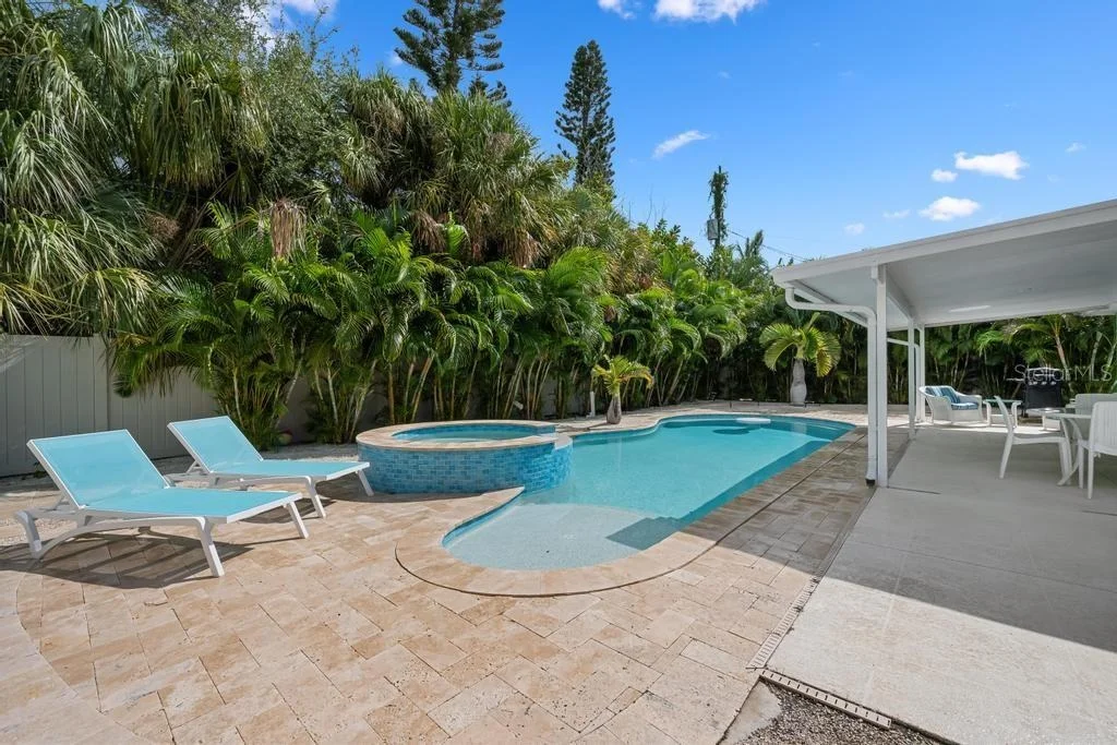 Photo of 406 BAY PALMS DRIVE