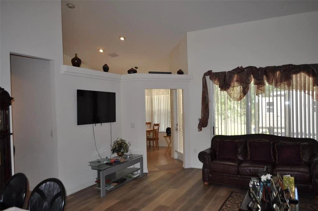 Photo of 15580 NE 16TH LANE