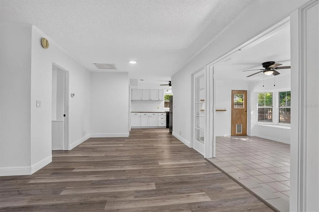Photo of 1202 ORANOLE ROAD