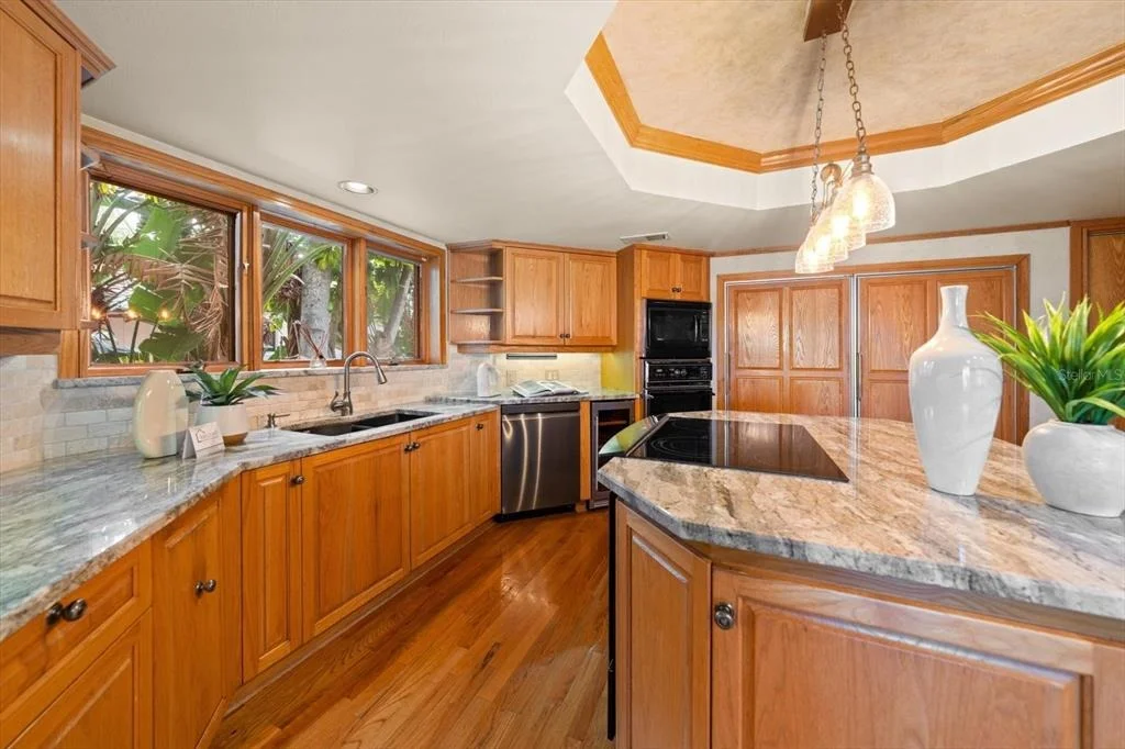 Photo of 220 HARBOR VIEW LANE