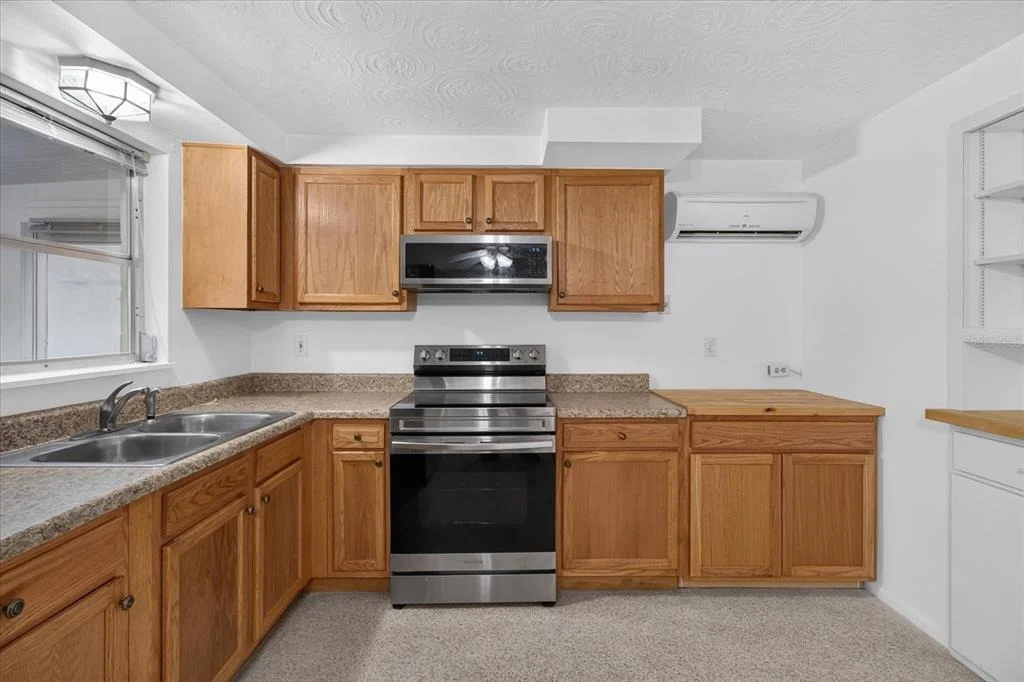 Photo of 4843 CALAIS DRIVE