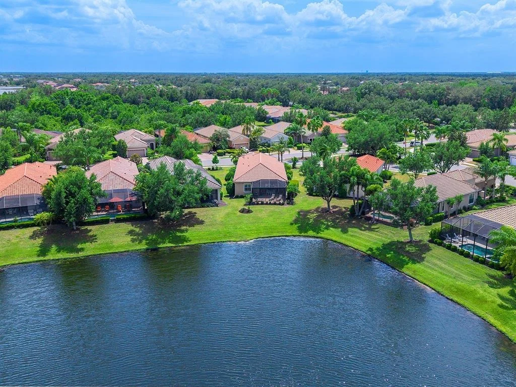 Photo of 7263 BELLEISLE GLEN