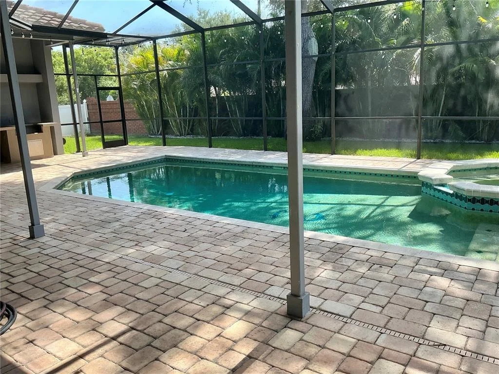 Photo of 126 OLD OAK CIRCLE