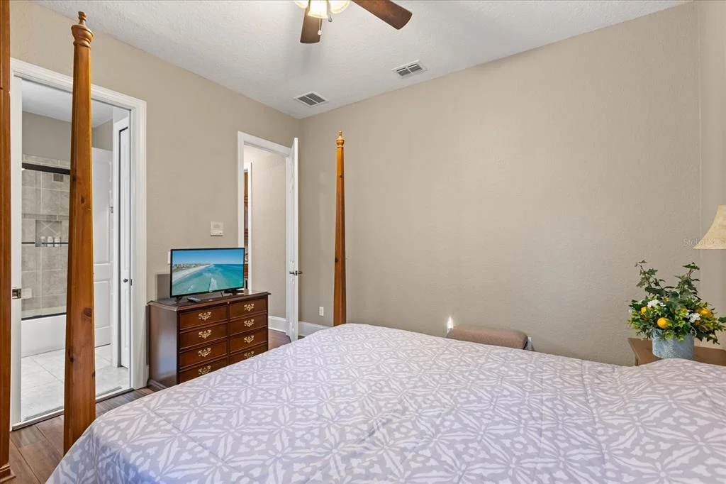 Photo of 2450 DAHLGREN WAY