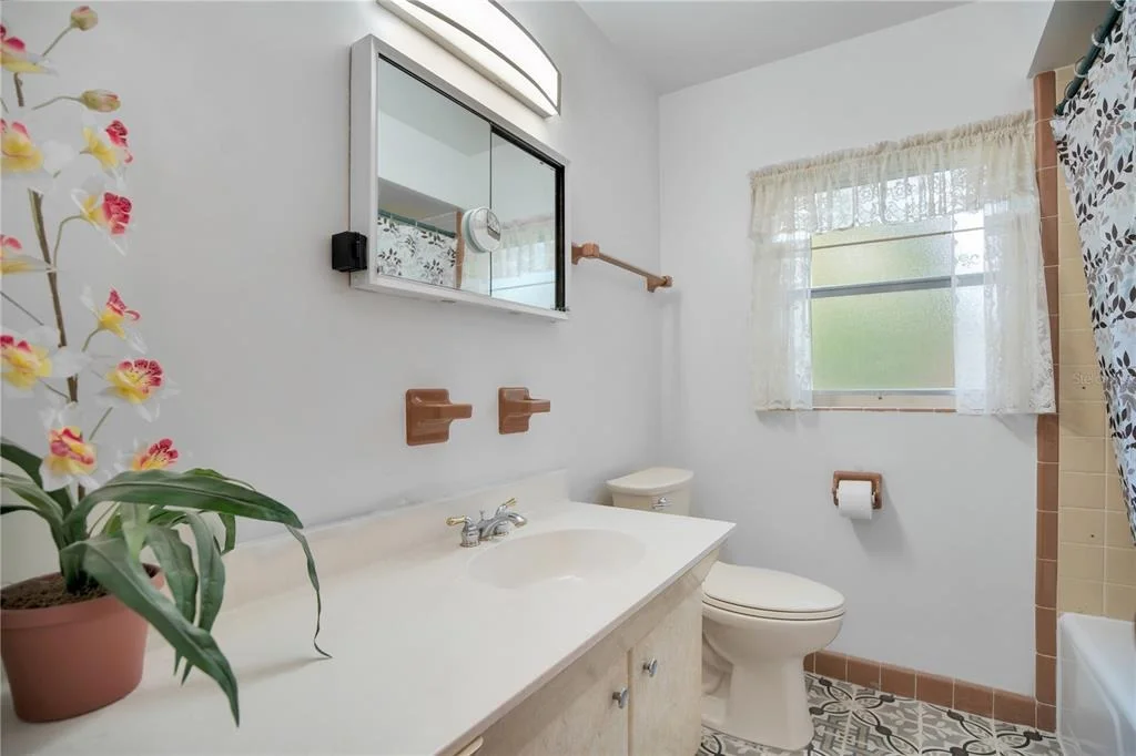 Photo of 309 VIHLEN ROAD