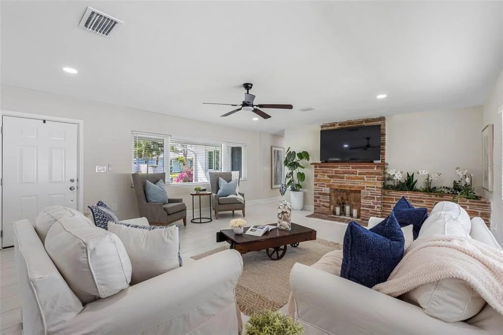 Photo of 1794 SANTA BARBARA DRIVE