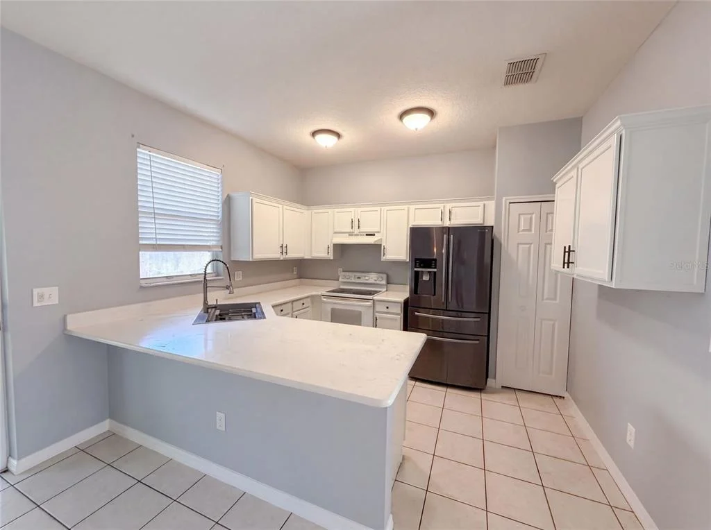 Photo of 826 HILLY BEND DRIVE