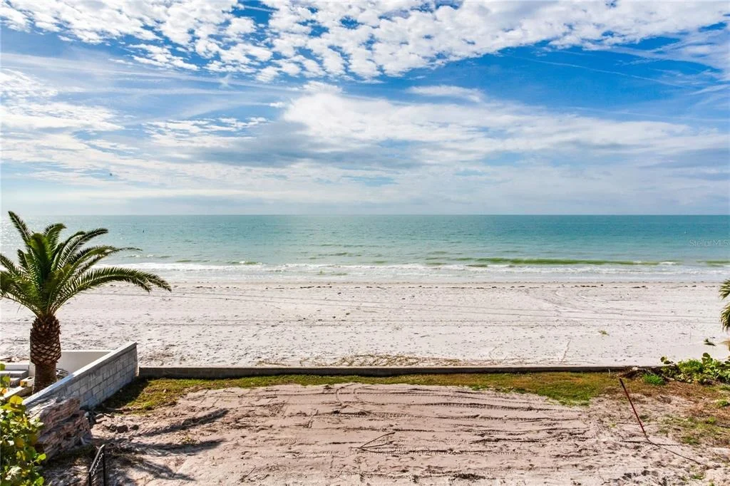Photo of 16116 GULF BOULEVARD