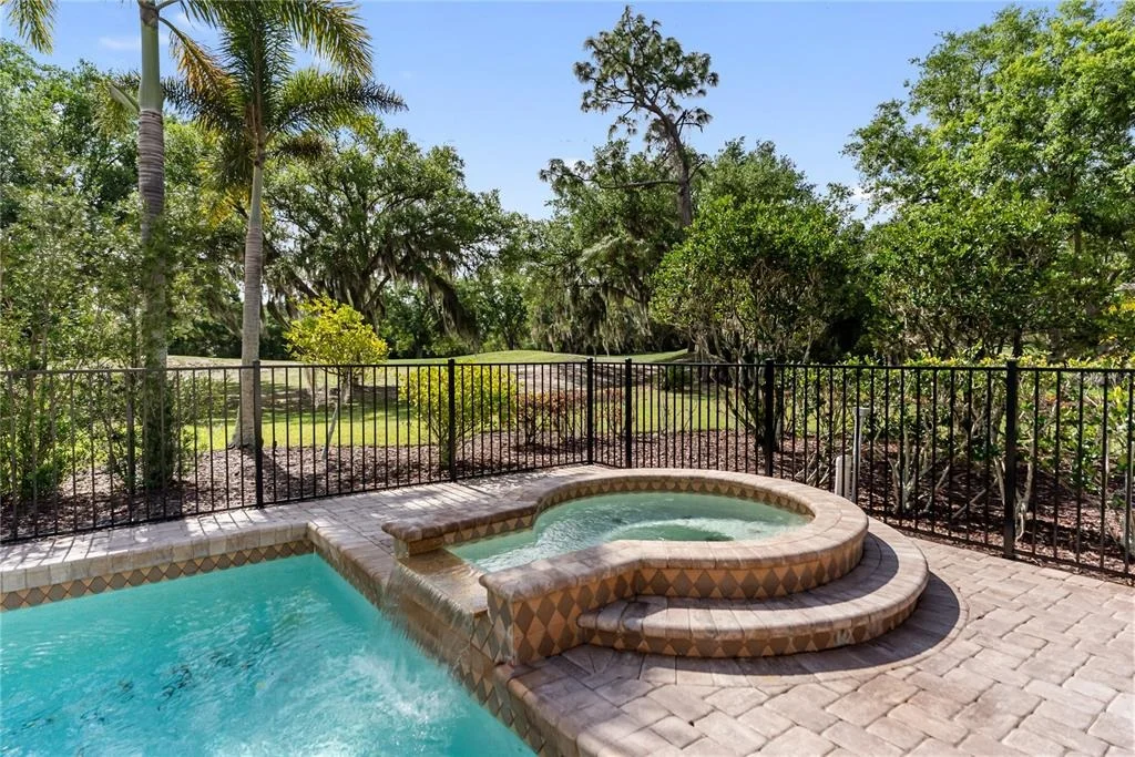 Photo of 6911 RIVERSEDGE STREET CIRCLE