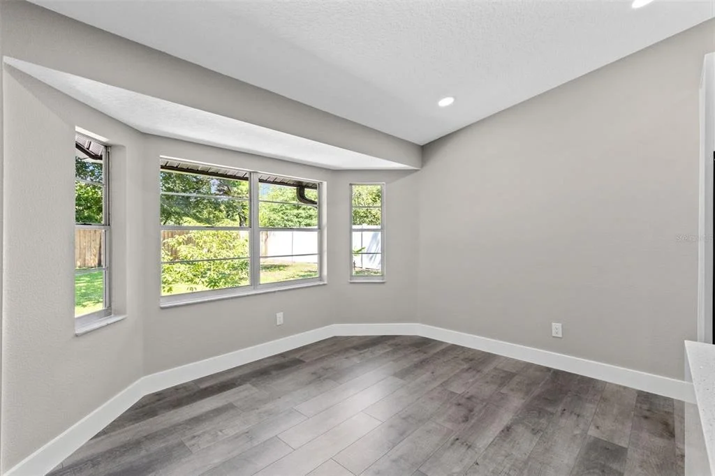 Photo of 910 WHISLER COURT