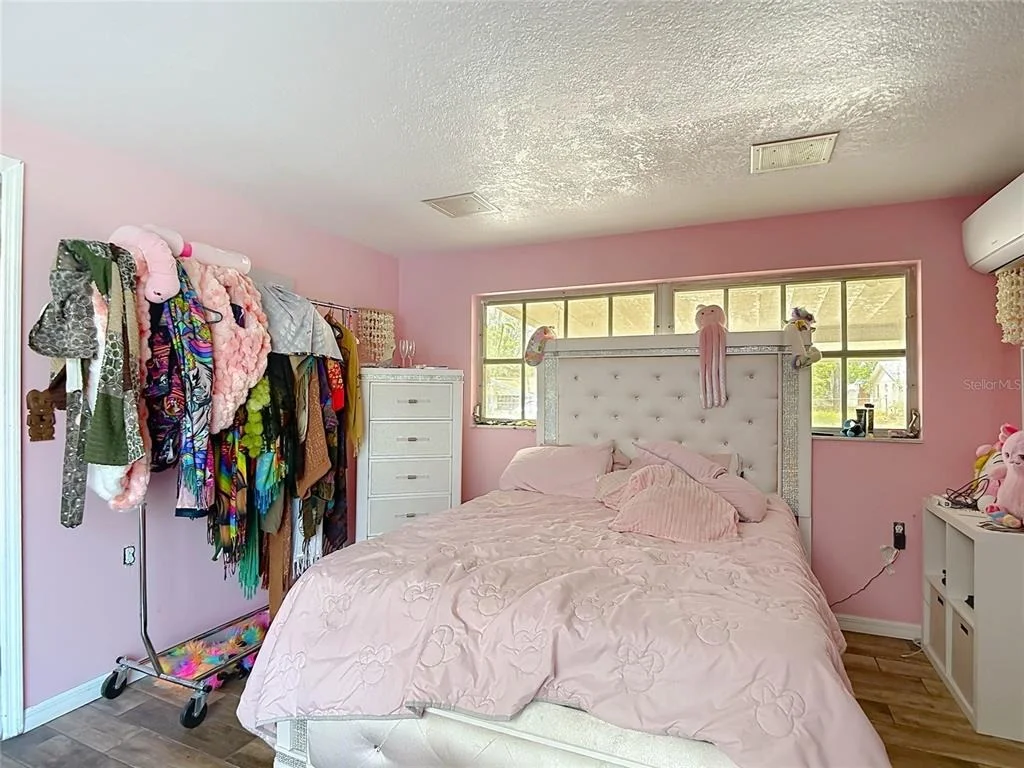 Photo of 5433 FRONT DRIVE