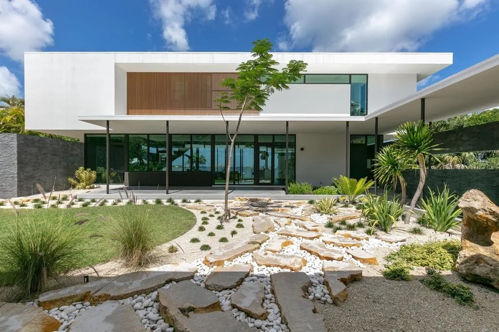 Photo of 1500 BAYVIEW DRIVE