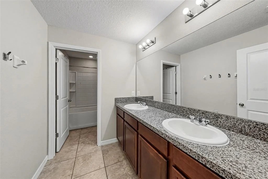 Photo of 10657 STANDING STONE DR