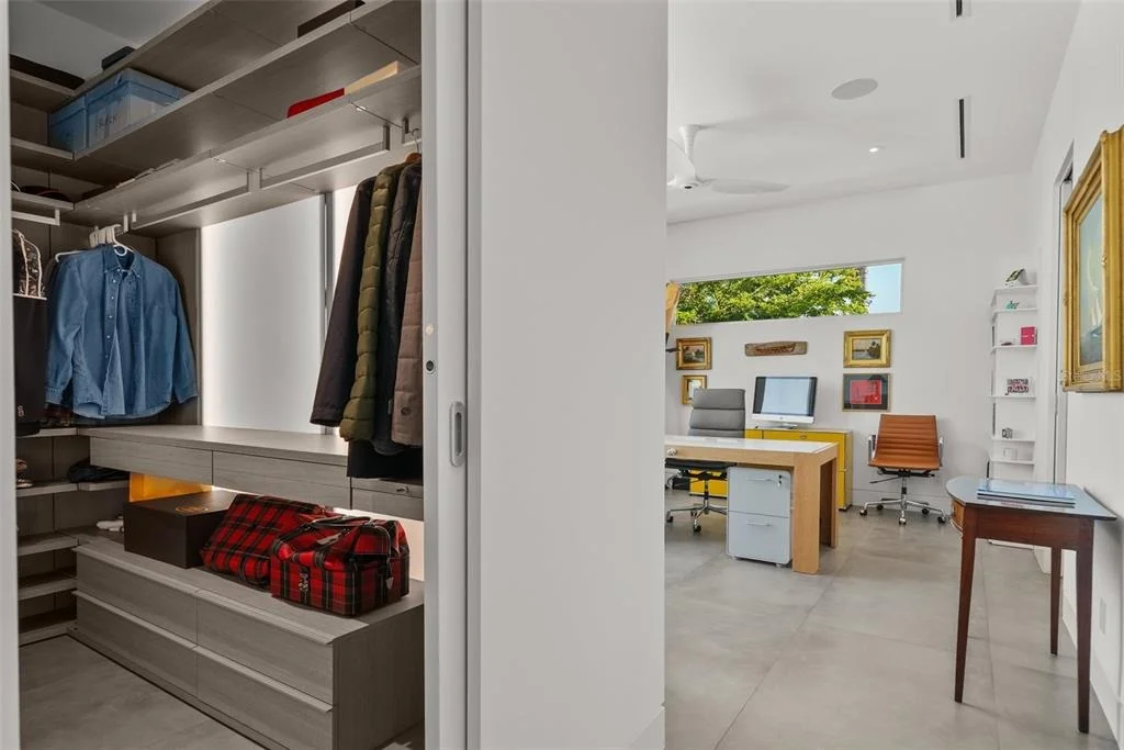 Photo of 1365 HARBOR DRIVE