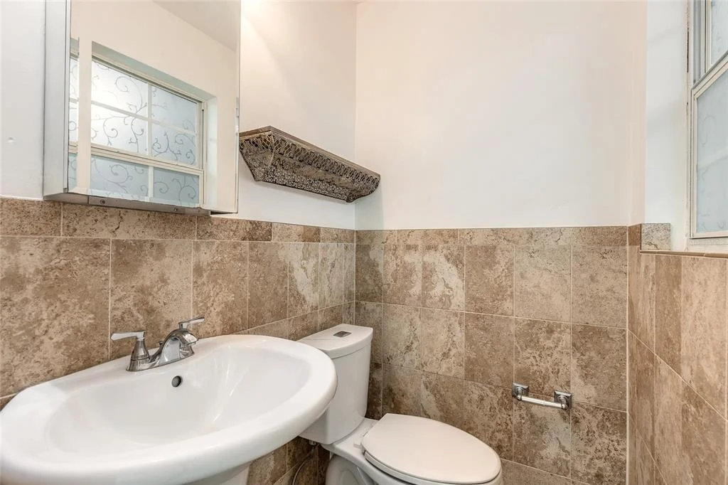 Photo of 304 FOX PLACE