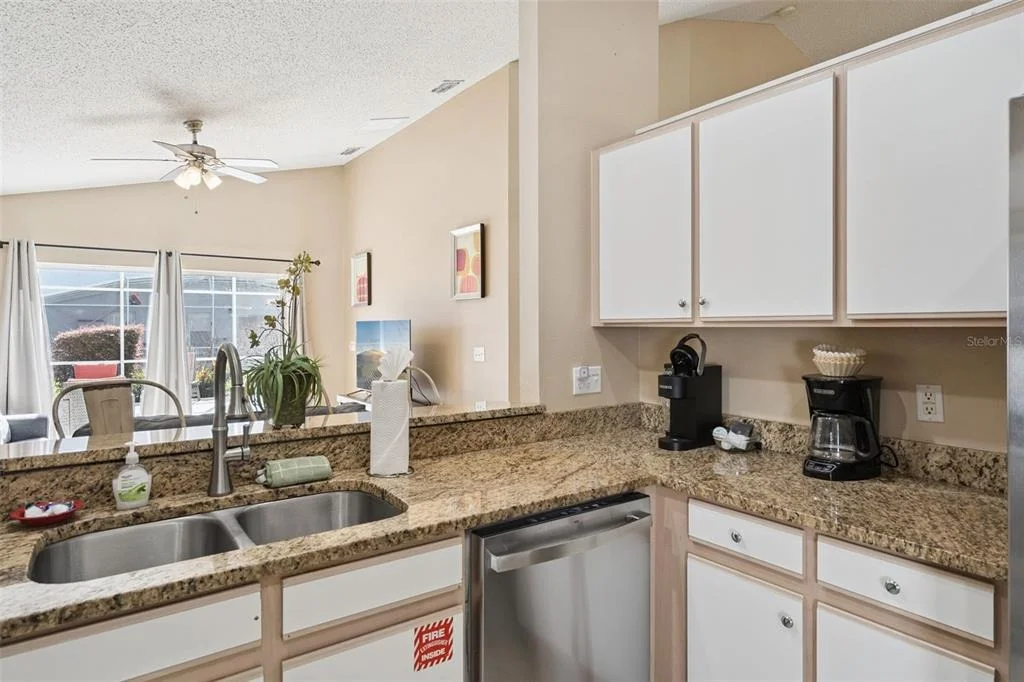Photo of 905 LOCKBREEZE DRIVE