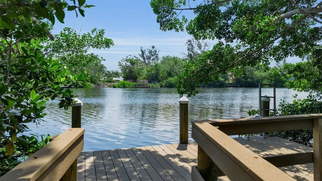 Photo of 8132 SANDERLING ROAD