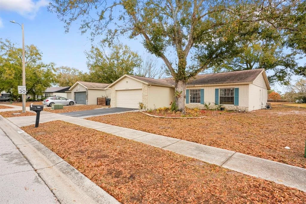 Photo of 12910 LEADWOOD DRIVE