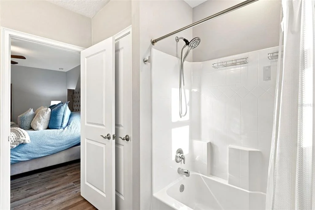Photo of 520 S SHELL ROAD