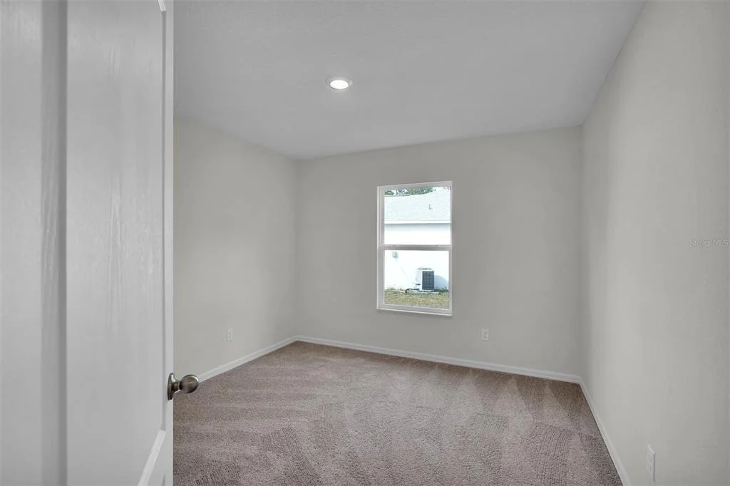 Photo of 19 PINEAPPLE DRIVE