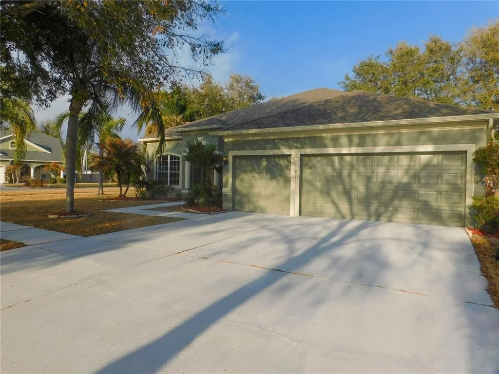 Photo of 12902 CATTAIL SHORE LANE