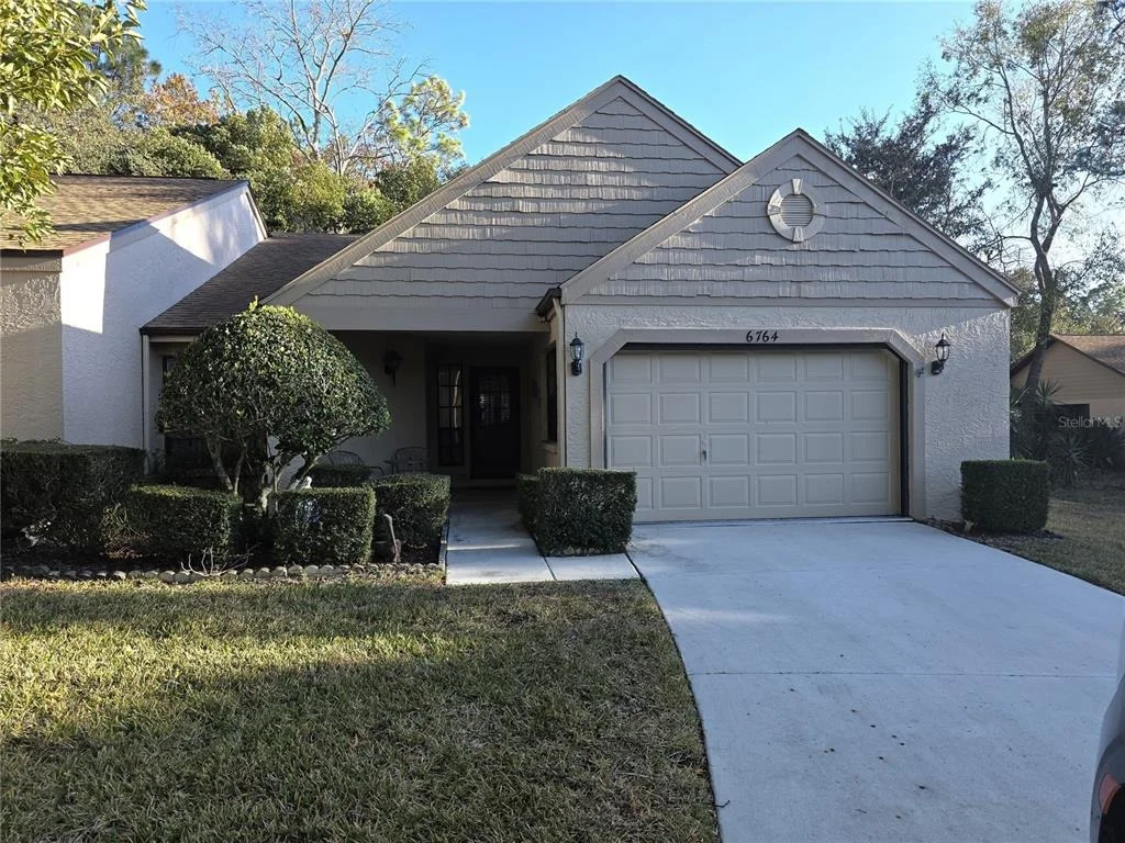 Photo of 6764 PEARLEAF COURT