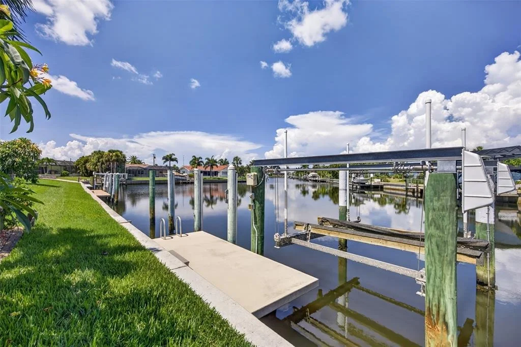 Photo of 359 BAL HARBOR BOULEVARD