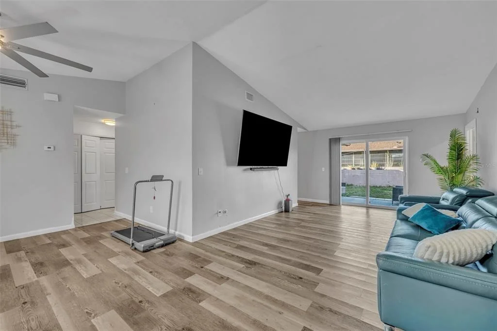 Photo of 15215 SW 39TH CIRCLE