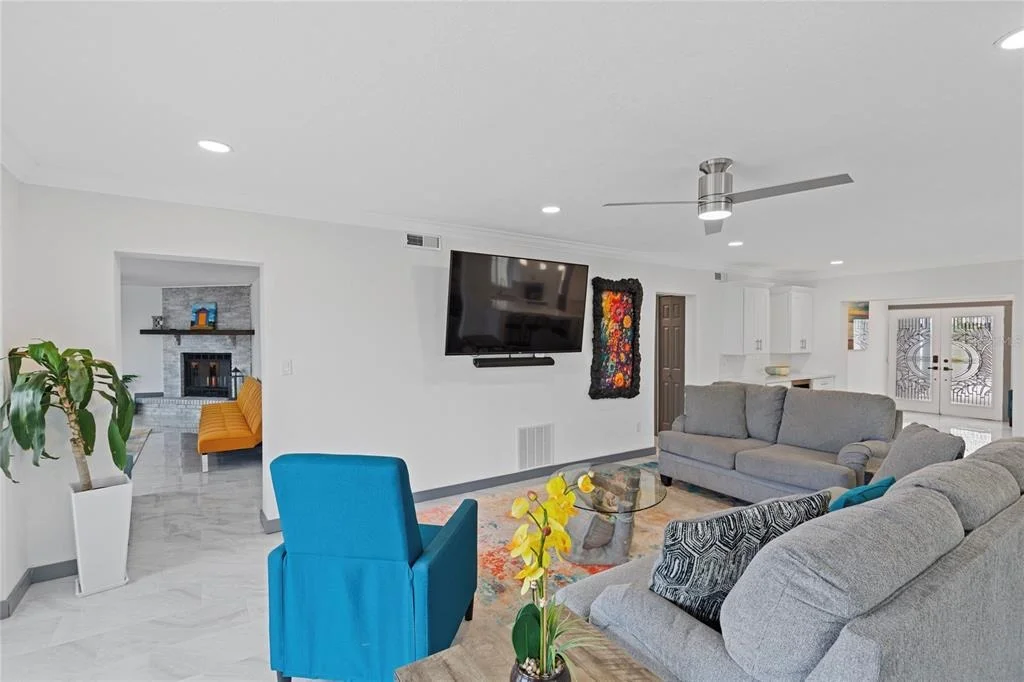 Photo of 166 BAYSIDE DRIVE