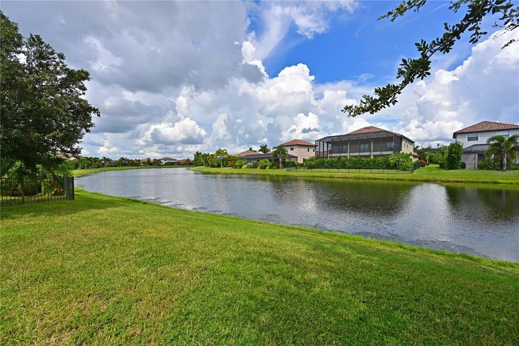 Photo of 13423 RAMBLEWOOD TRAIL