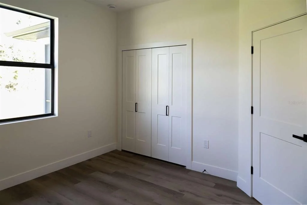 Photo of 2580 WALLER ROAD